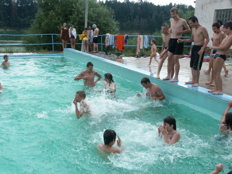 mb040801046.jpg